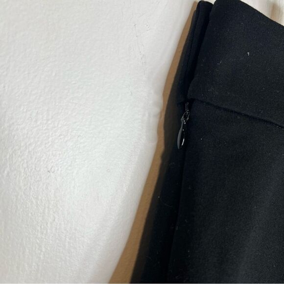 Lacoste mini skirt large pockets on sides - Picture 5 of 10